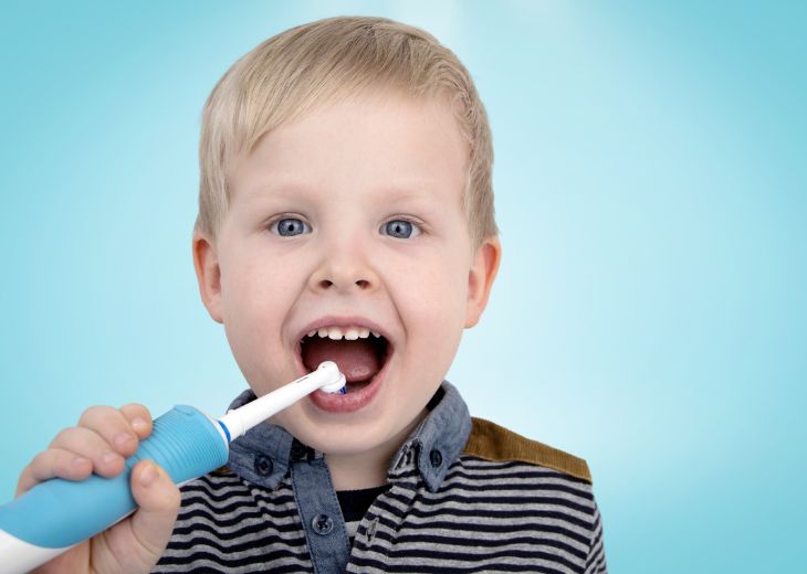 Mẹo mua bàn chải đánh răng phù hợp với sở thích của trẻ