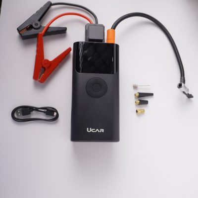 Kích bình ô tô kiêm bơm lốp ô tô UCAR 10000mAh không chỉ giúp bạn khởi động lại bình ắc quy mà còn bơm lại lốp ô tô nhanh chóng và tiện lợi. Sản phẩm tích hợp sạc dự phòng và đèn pin chiếu sáng, trở thành công cụ không thể thiếu trong mỗi chuyến đi. Với thiết kế nhỏ gọn và dễ sử dụng, bạn sẽ không còn phải lo lắng về các tình huống khẩn cấp trên đường. Chắc chắn là người bạn đồng hành không thể thiếu!